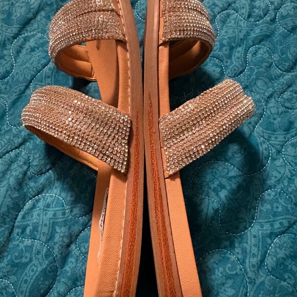 Steve Madden 3-Band Rhinestone & Silver Studded Slip-On Sandals Sz.8 - Picture 5 of 6